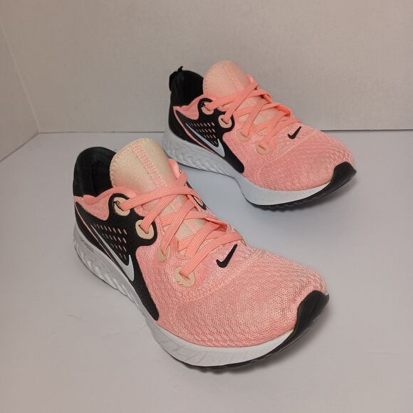 Nike Womens Legend React AA1626-601 Pink Black Running Shoes Sneakers Size 6.5 - Picture 1 of 16